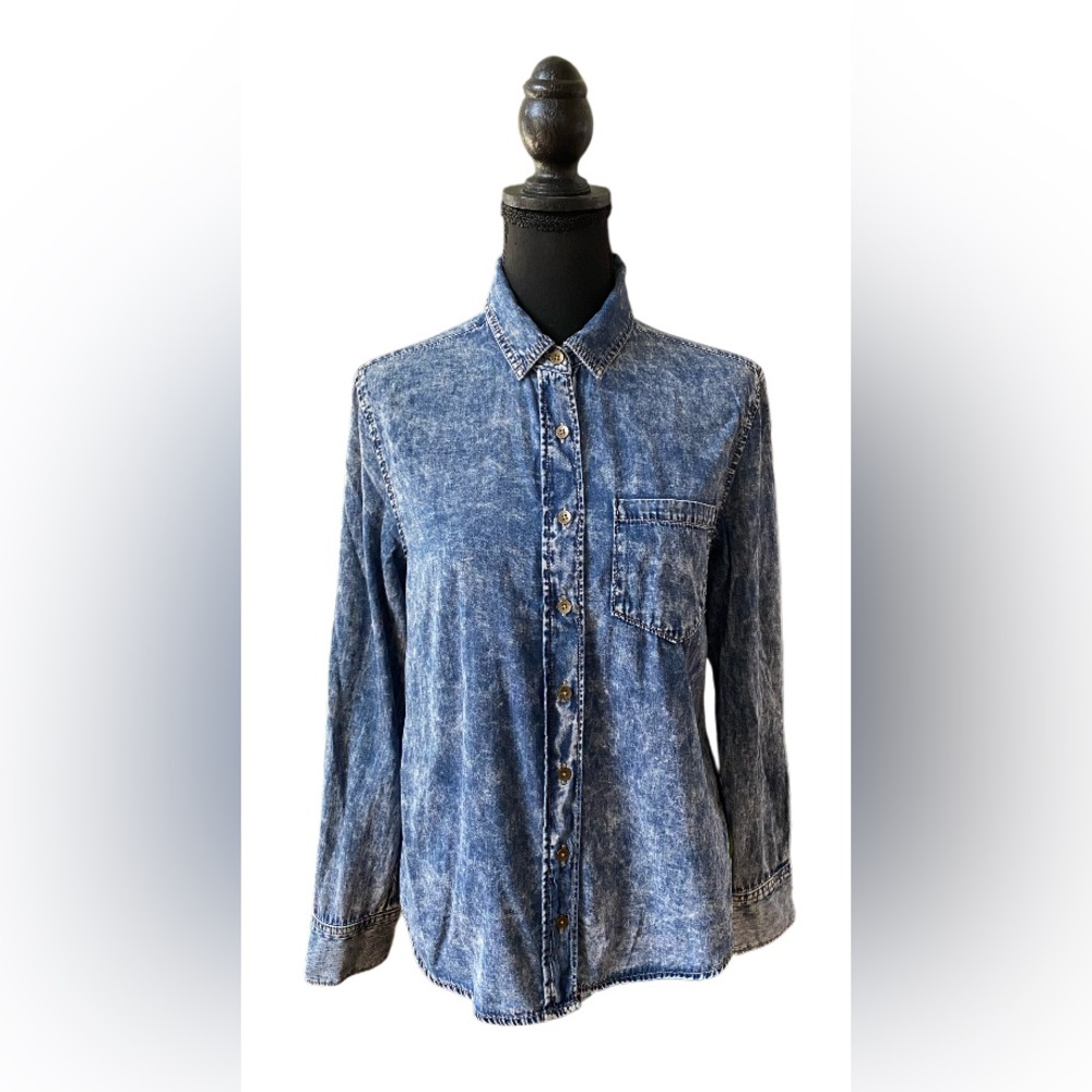 Mudd: Blue Washed Denim Button Down Shirt